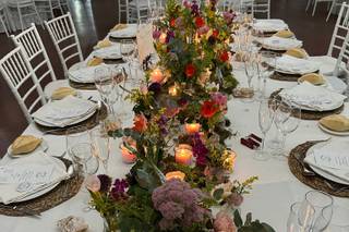 Love factory decor - 17
