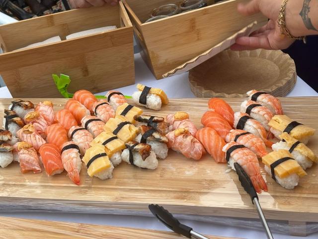 Momo Sushi - 3
