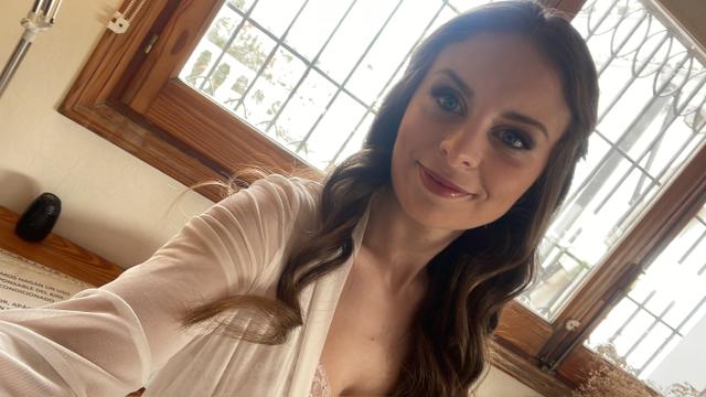 Sara Tellez - 4