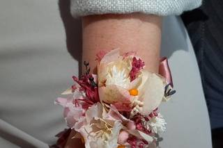 Querida Flowers - 12
