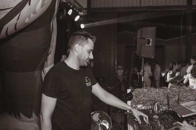 MueveT eventos - Dj Animador - 1