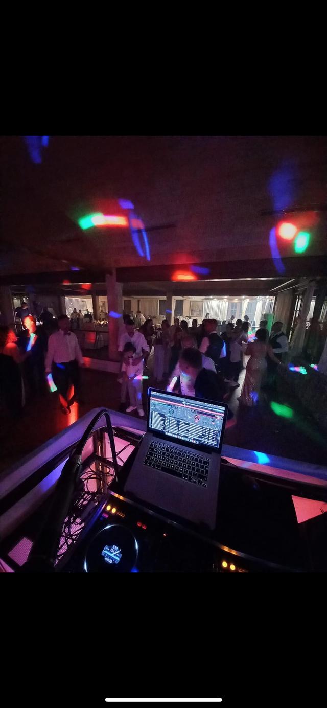 Lolo DJ de Play Music - 2