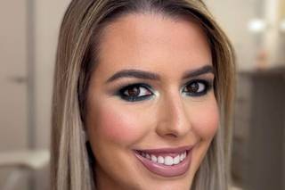 Alejandra Echevarría Makeup - 7