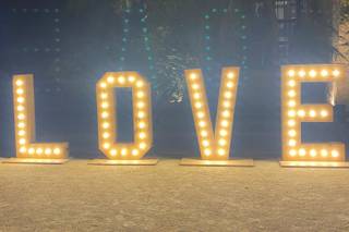 All U need is Love - 8