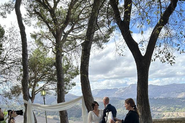 Catalonia Reina Victoria Wellness & Spa 5