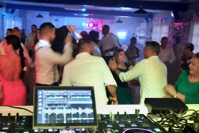 Andrés Medina DJ 2