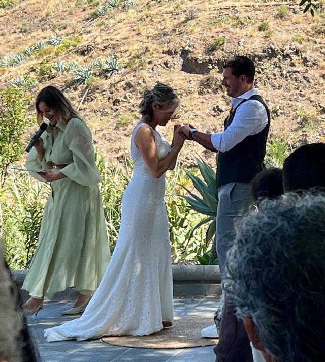 La novia va de rosa - Tu maestra de ceremonias - 2