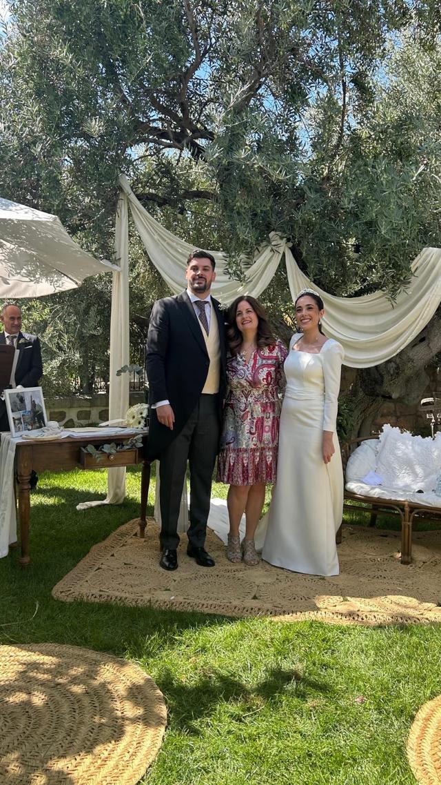 Emilia López Oficiante - Maestra de ceremonias - 2