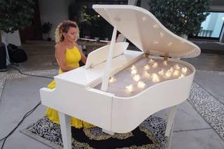 Judith Balao - voz y piano - 6