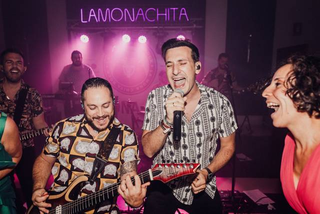 La Mona Chita 4