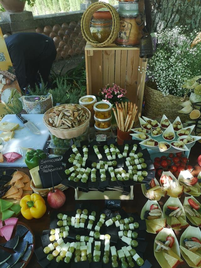 Queseyo Gourmet - 3