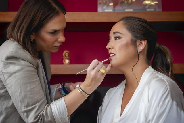 Ana Lobo - Maquilladora Profesional - 1