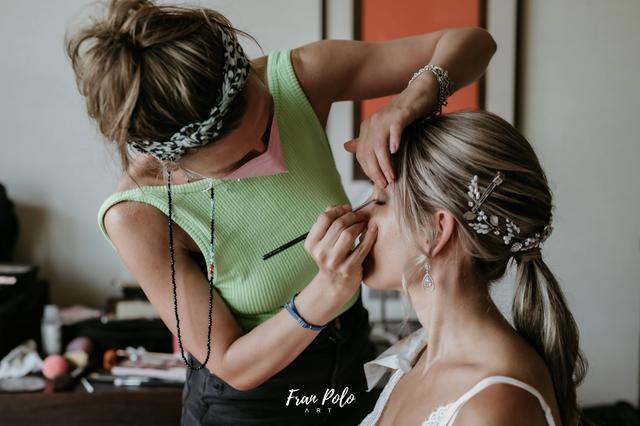 Lola Sivianes Makeup - 1