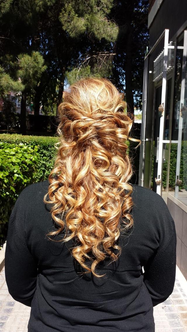 LospelosdeMiriam Hair & Make-up - 1