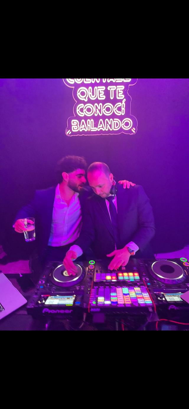 AlexisDj - 2