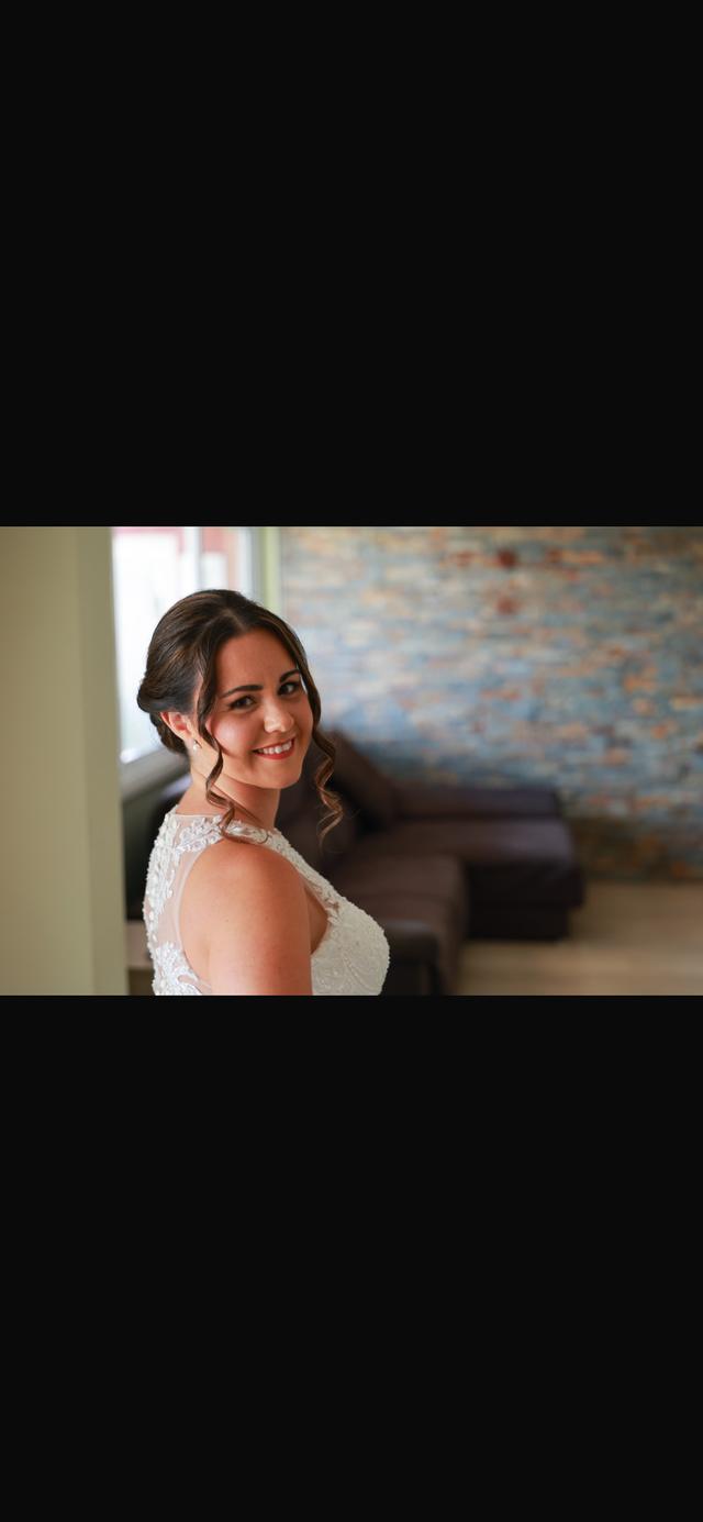 Anna Muñiz - 2