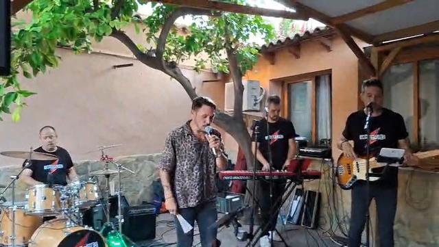 Impostores Cover Band - 3