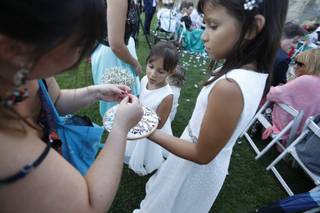 Un Mundo de Eventos - 13
