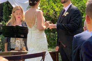 Carolina M. H. - Maestra de Ceremonias - 19