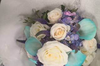 Caprichos Floristería y Regalos - 11