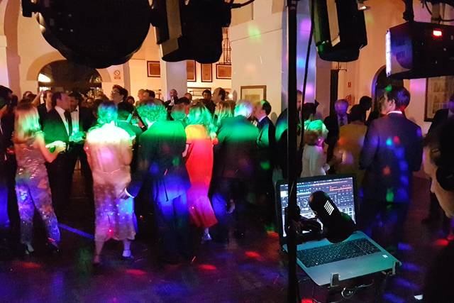 Dj y Sonorizaciones Konectamusic 3