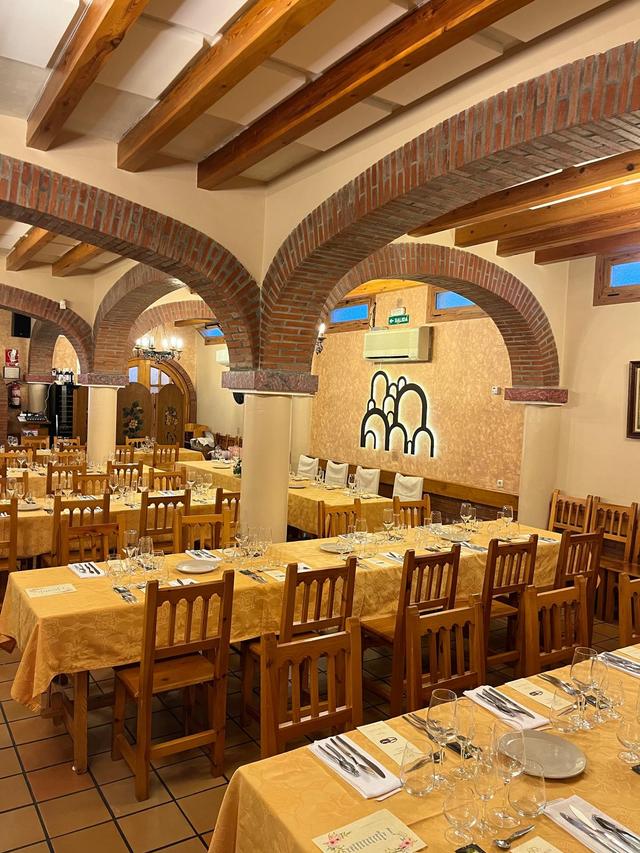 Mesón Los Doce Arcos - 2
