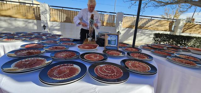 Julio Blázquez Marín - Cortador de jamón - 3