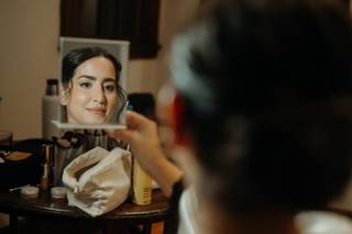 Rochi Makeup & Hair Stylist - 6