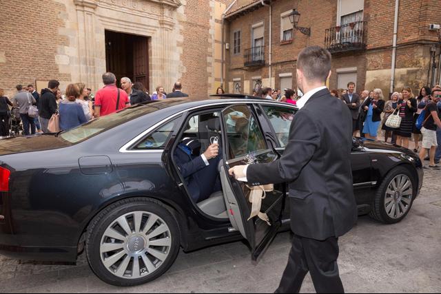 Felix - Audi A8 negro - 2