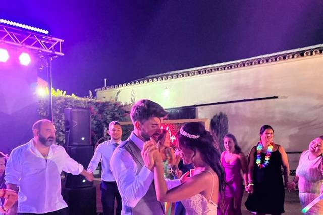Delicado Eventos - Dj Animador 1