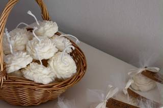 My essence candles - 1