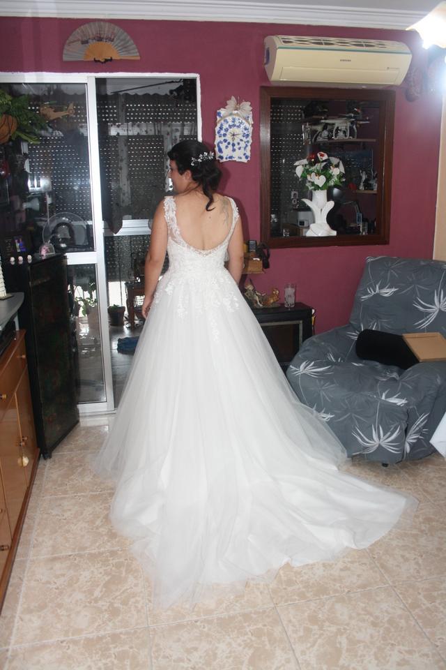 Ebanne Novias - 2