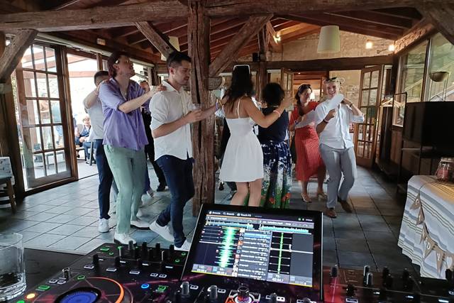 Txingudi Deejays 5