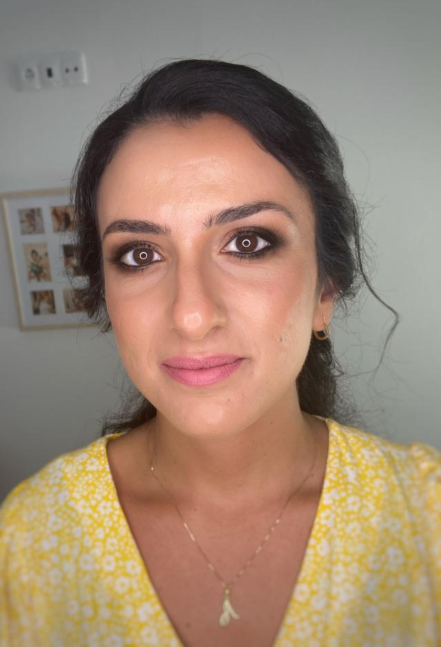 Laura GP Make up - 2