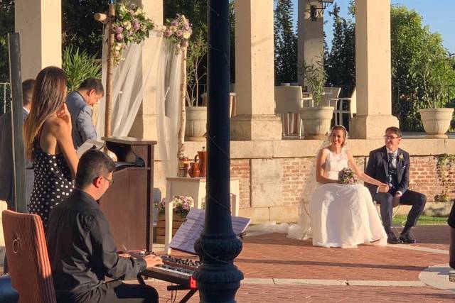 Tu Canción en el Altar 2