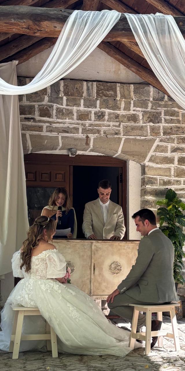 Lidya y Carlos - Maestros de ceremonias - 2