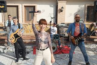 Vaya Movida Pop - 1