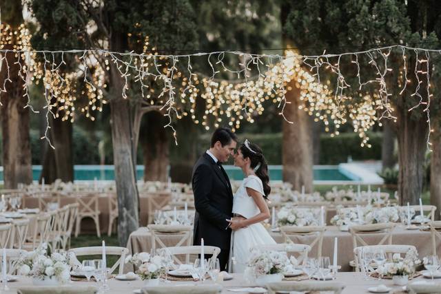 Weddings With Love 1