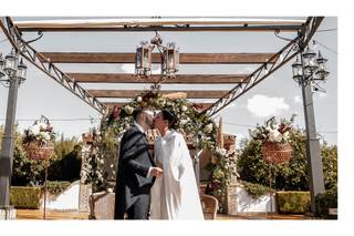 Dany & Sonia López - 10