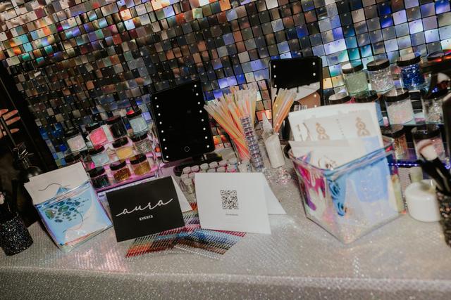 Aura Events - Cabina Photocall y Glitter bar - 3