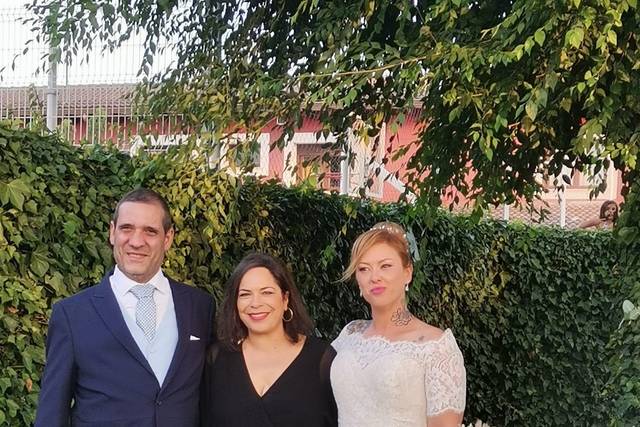 Uniendoficiante - Maestra de ceremonias 5