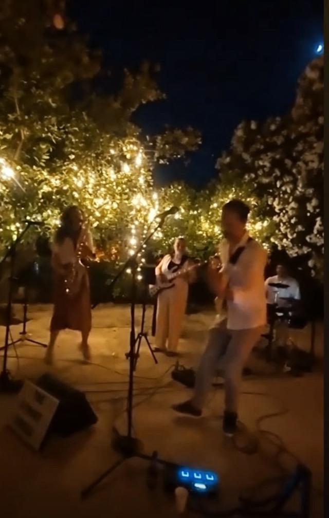 The Street Foxes - 2