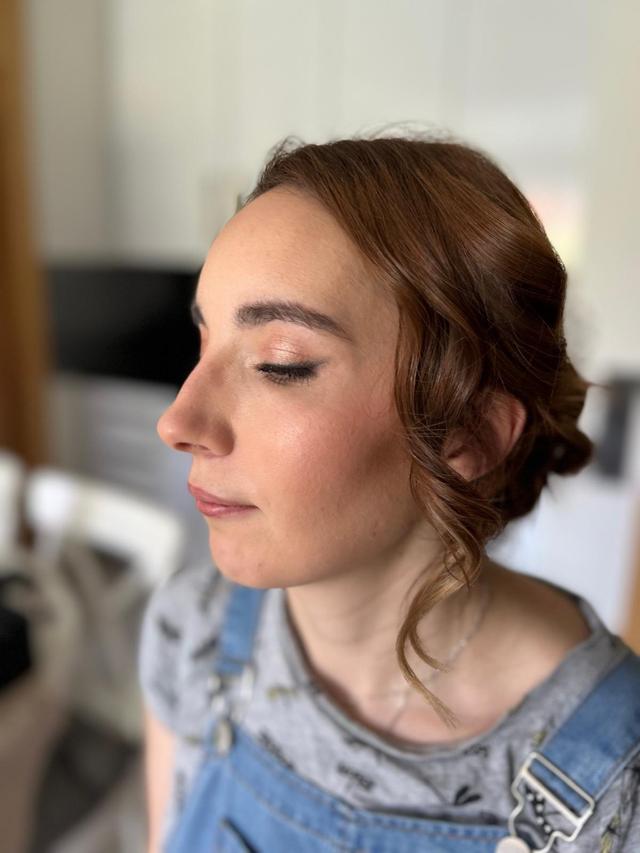 Esther Del Pino makeup - 4