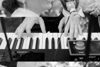 Brit Band - 16