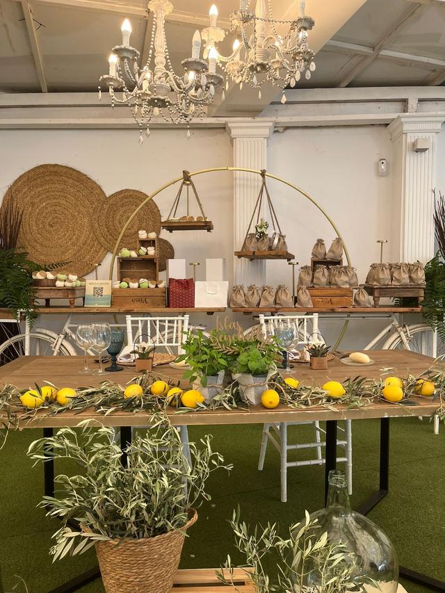Las Libelulas Flower Shop - 2