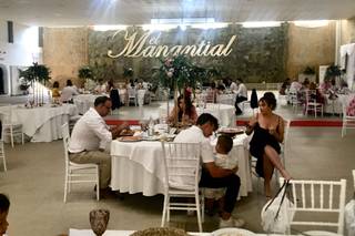 Centro de Eventos y Celebraciones El Manantial - 6