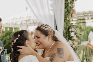 Anita Alvarado Photo - 11