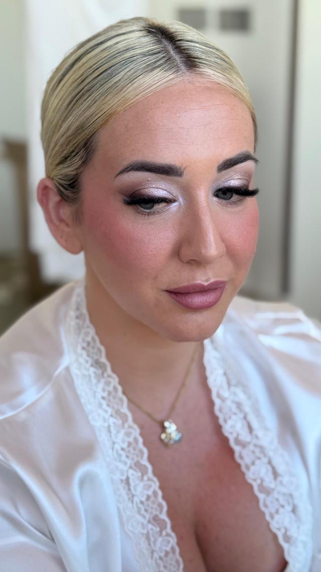 Pro - Mua by Nadia - 2