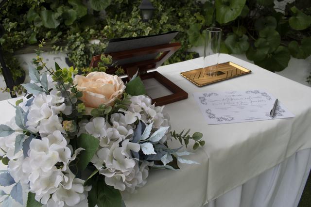 Las Libelulas Flower Shop - 1