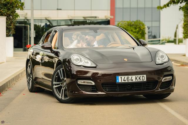 Porsche Panamera - 1
